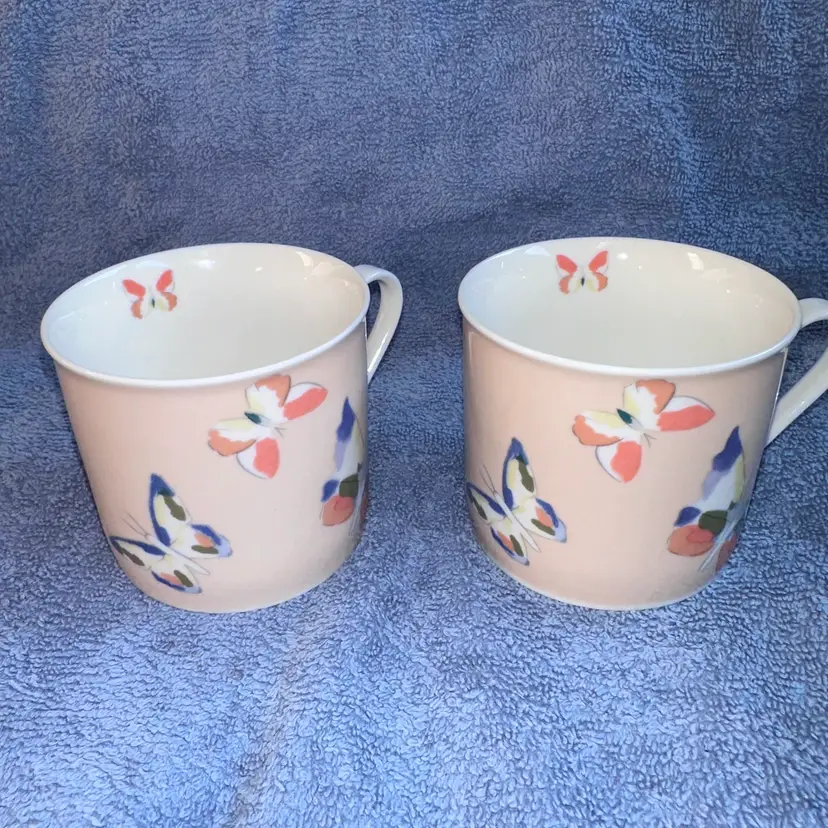 Hard To Find Vintage Lynns Farfalla Fine China Pink White Butterflies Tea Cups Set Of 2