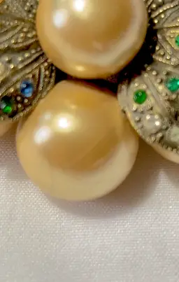 Vintage Floral Rhinestone w/ Faux Pearls Art Deco Brooch