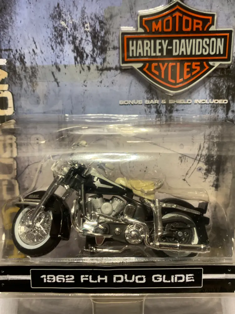 Harley Davidson Motorcycle  1962 FLH DUO GLIDE Diecast 1:24 Scale &  HD Koozie