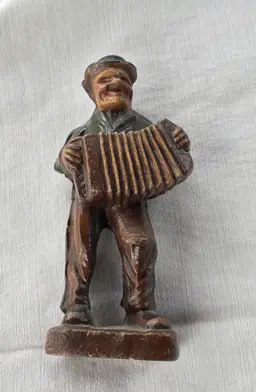 Vintage Syroco Musician Figurine