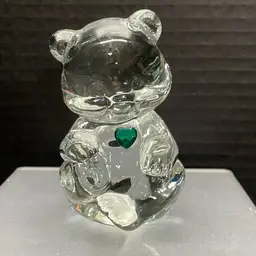 FENTON Glass Bear Emerald Heart May Birthstone Paperweight Made in USA