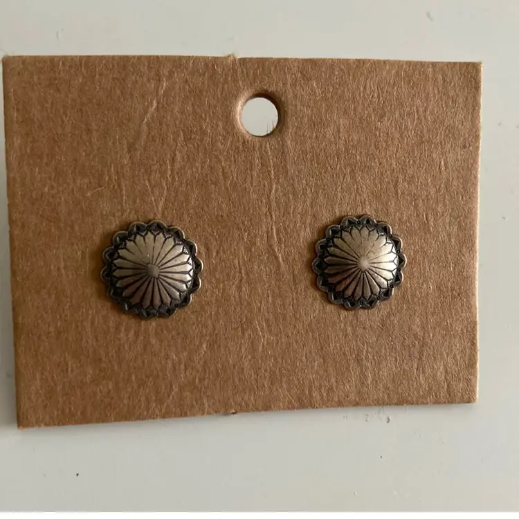 Vintage Southwestern Silver Conch Sun Earrings