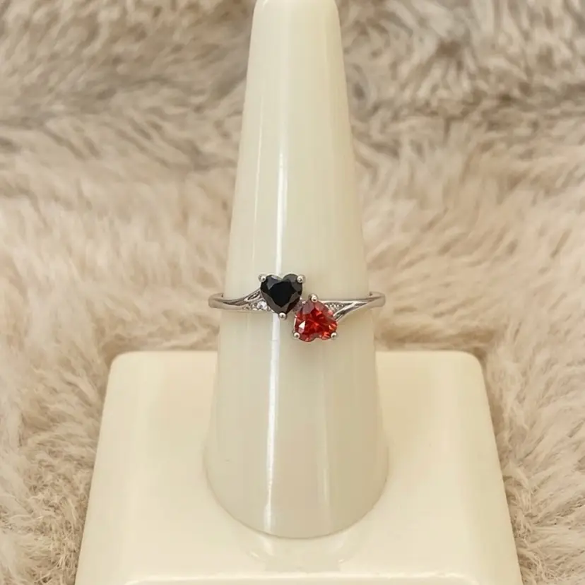 925 Sterling Silver Double Heart Ring Red Garnet Black CZ Size 9 Romantic Gift