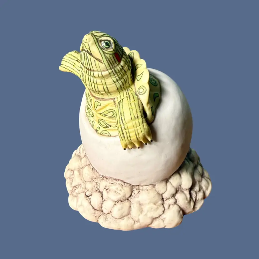Vintage Signed ROSLYN CARREN Ceramic Porcelain Hatching Red Earred Turtle READ