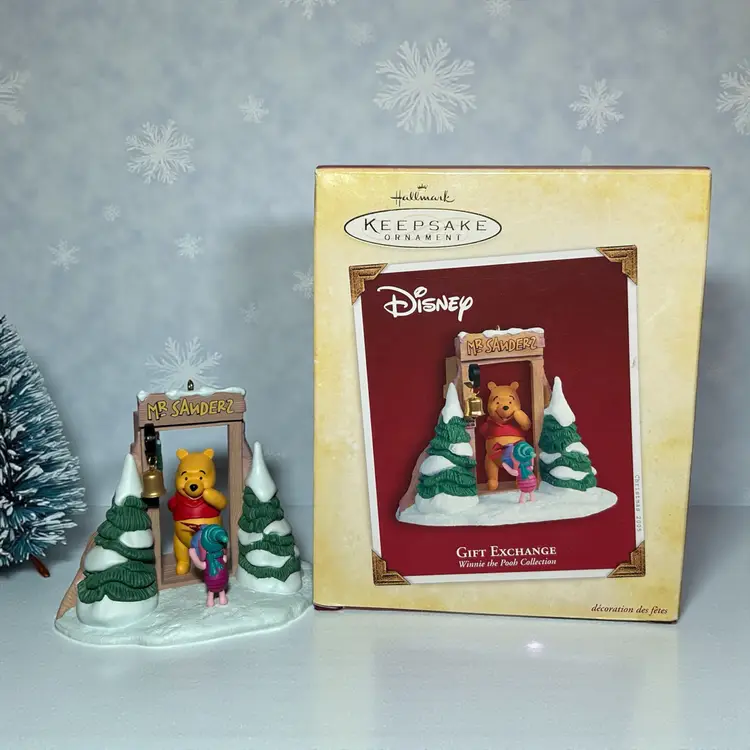 Hallmark Keepsake Christmas Ornament Winnie The Pooh Gift Exchange 2005