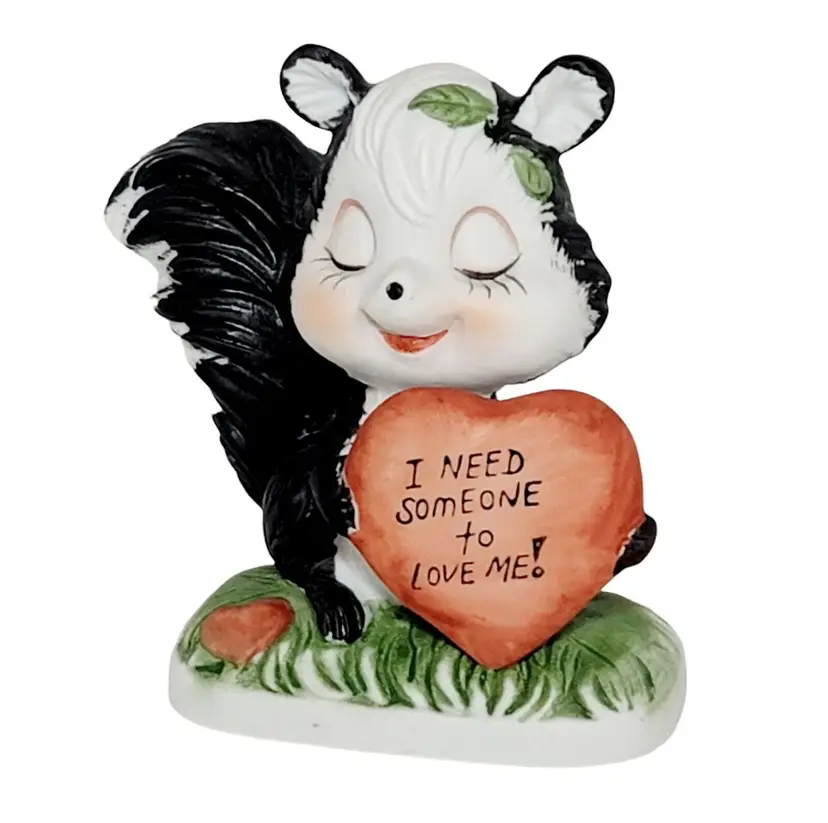 Vintage New Trends Inc Skunk With Heart "I Need Someone To Live Me" 3092