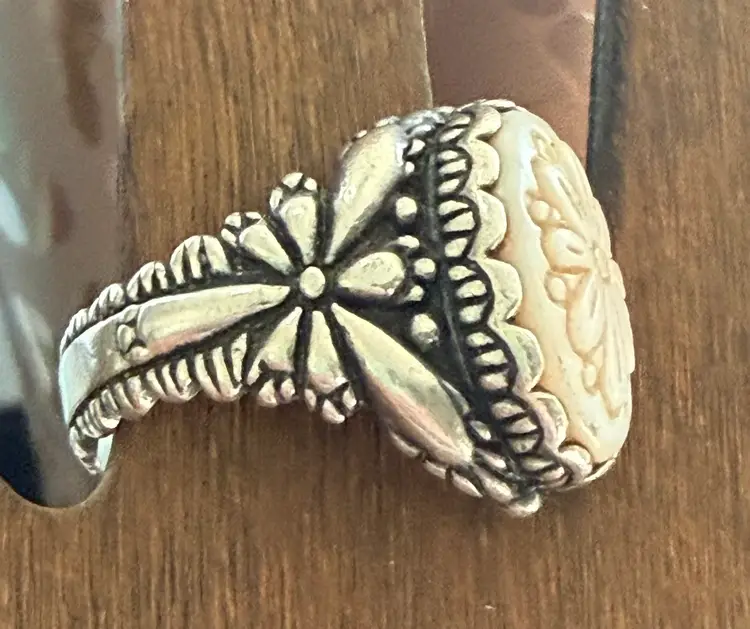 Sterling Silver Carolyn Pollack Carved Stone Ring Size 9.5