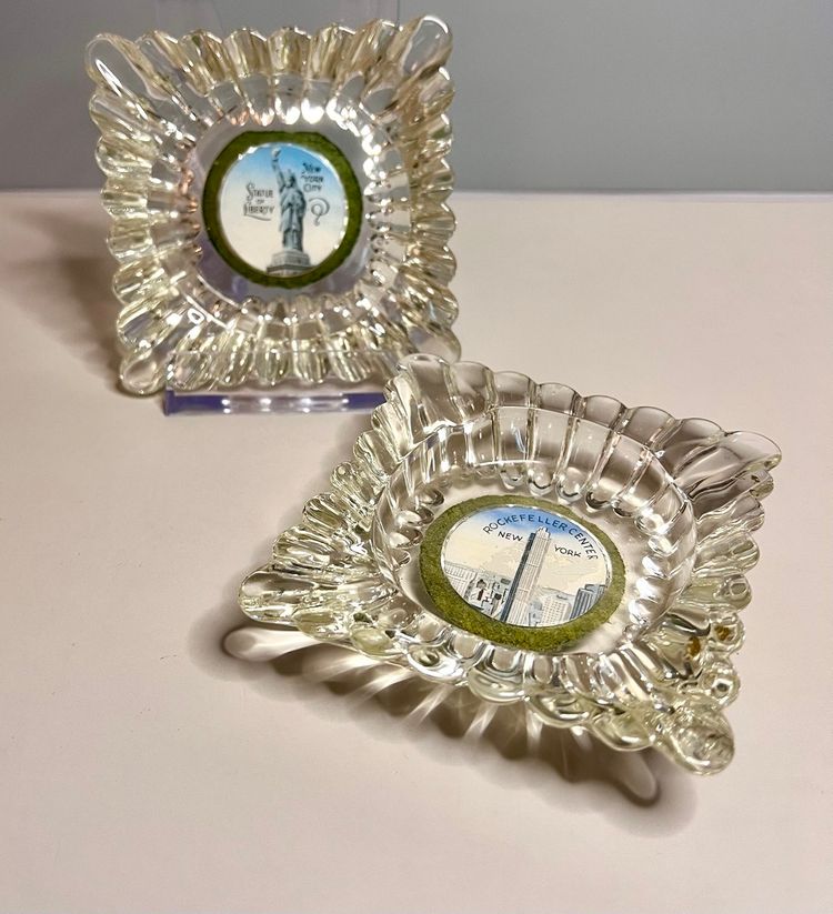 VTG New York Glass Ashtrays Statue Of Liberty Rockefeller Center