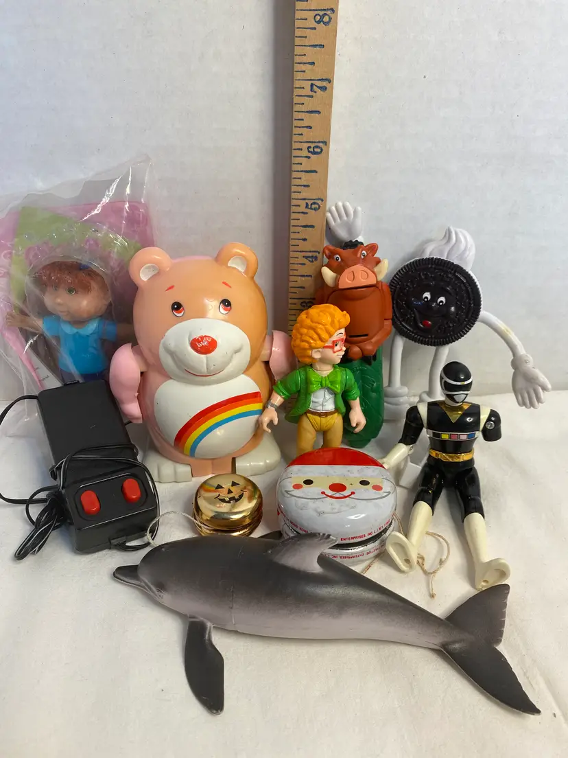 Vintage Miscellaneous Toy Lot