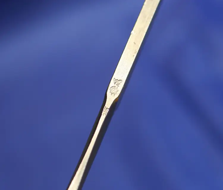 Japanese Mortise Chisel      Mukomachi-Nomi