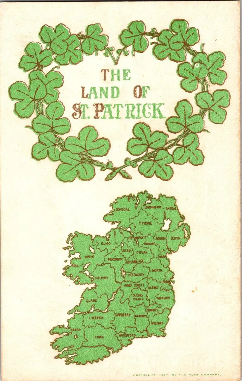 Postcard St Patrick's Day The Land of St Patrick Map of Ireland Clover Wreath Green