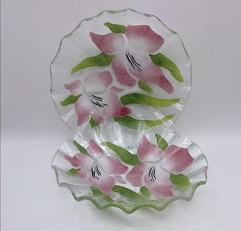 2 Sydenstricker Handmade Floral (Pink Lilies) Fused Art Glass Bowls, Signed “Syd” (Circled in pictures), Made in Brewster on Cape Cod in Massachusetts