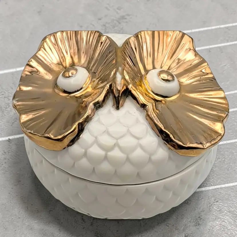 18K Gold and White Owl Ceramic Keepsake Trinket Box Enesco Japan