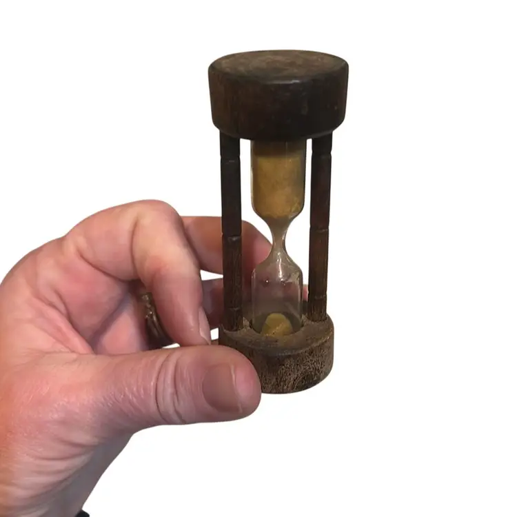 French vintage wooden and plastic hourglass ⌛️ Timer
