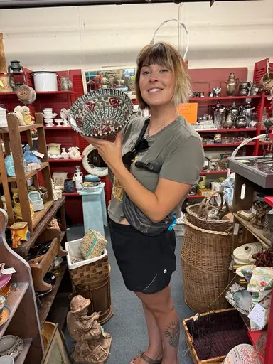 Finds From Mohawk Antiques On Niknax 
