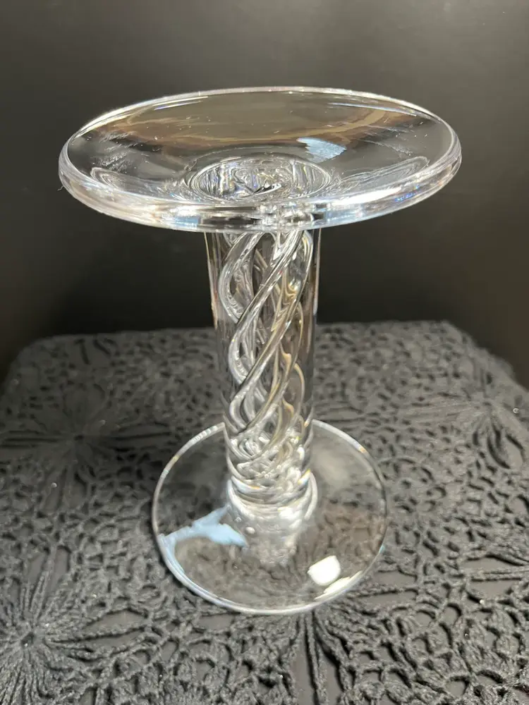 Paper Weight Lovers Dream Display Piece!! 7 1/4" Simon Pearce-Stratton Pattern-Hand Blown-Air Twist-Pillar Candle Holder-Signed
