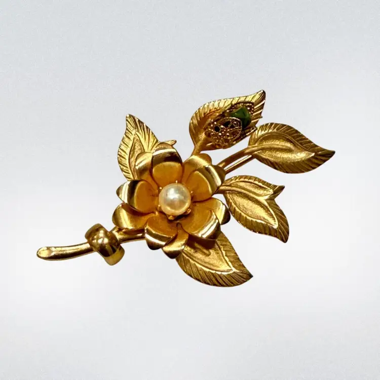 Vintage MCM Goldplated Flower Leaf Brooch w/ Genuine Pearl & Jade Stone 2.25”
