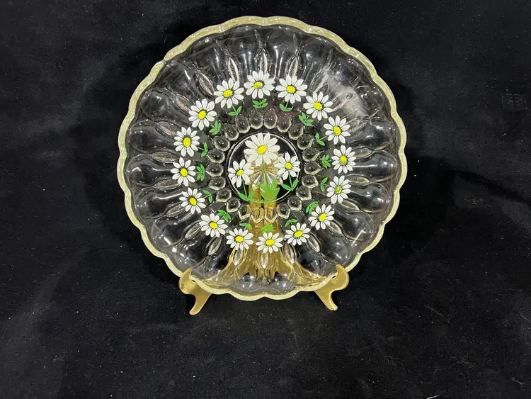 Mcm Fused Glass Plate With Daisies