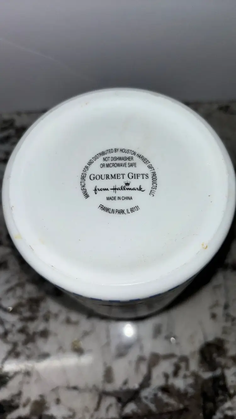 #02 - 04. Vintage Hallmark Milk Glass Bear Jar -Choice