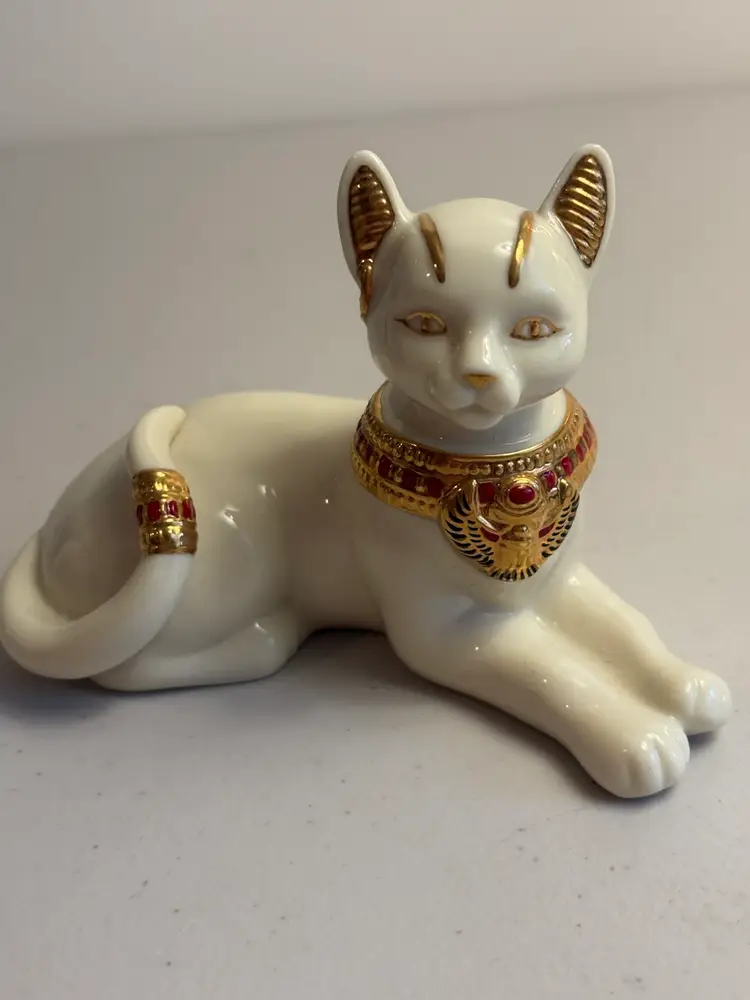 LENOX IVORY EGYPTIAN CAT Figurine