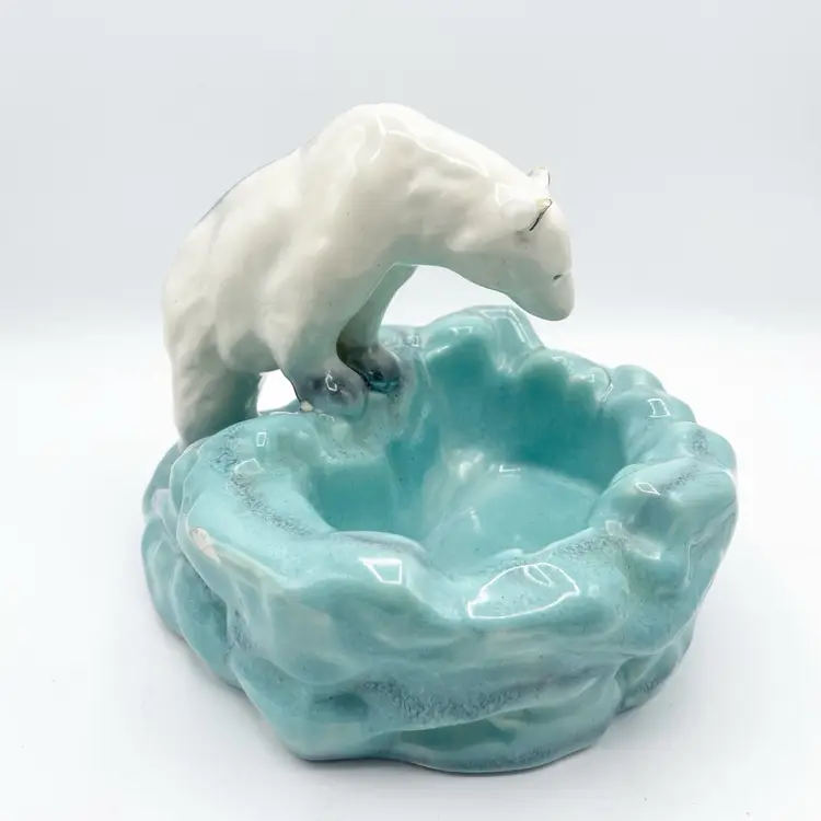 Vintage Art Deco 1930’s ceramic Polar Bear Figurine Ashtray | Design by: Ditmar Urbach | Made in Czechoslovakia |