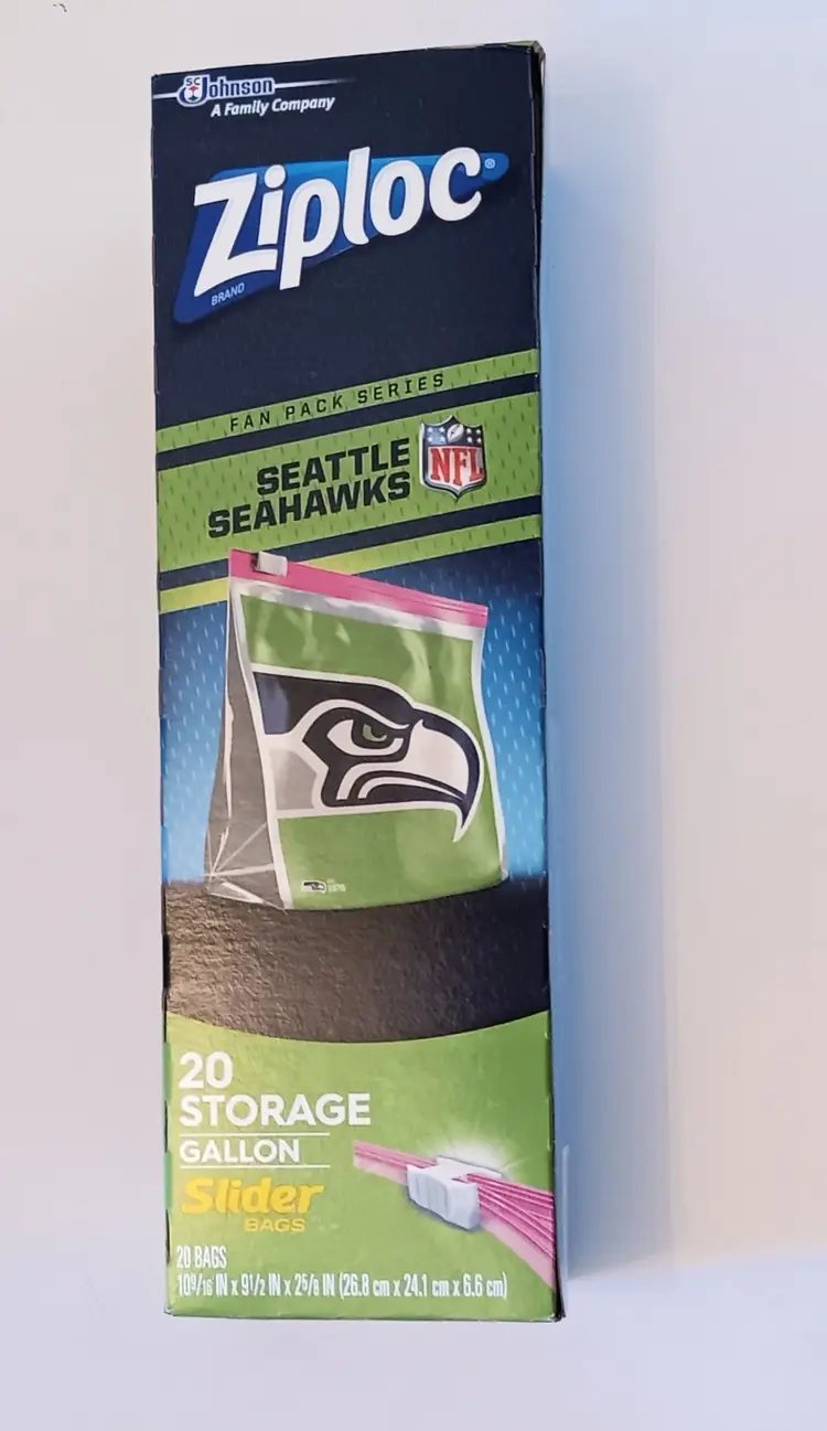 Seattle Seahawks Emerald City Football Ziploc Party Pack Tail Gate Super Bowl