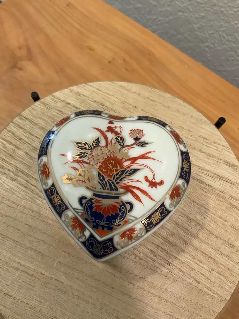 Takahashi Heart Trinket Box
