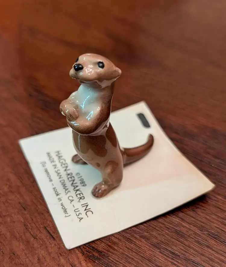 Hagen Renaker Miniature Otter, Standing Model 1989 New On Card