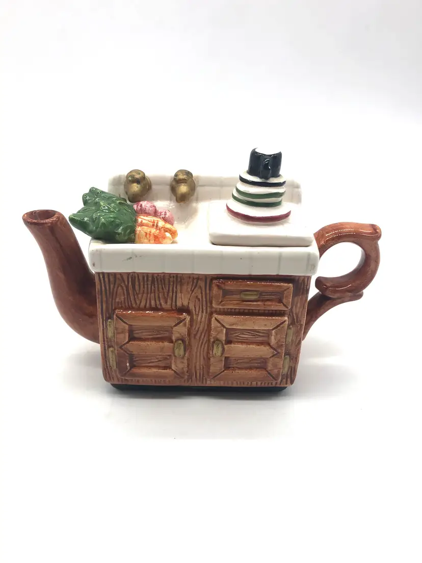 Super Cute Detailed Single Cup Kitchen Sink Design Tea Pot No Chips Or Cracks