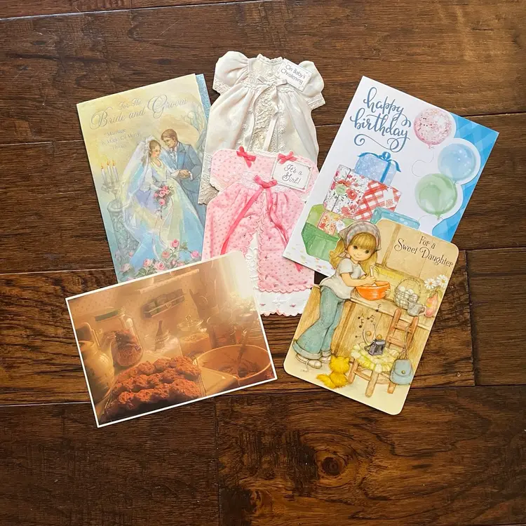 33 - VTG Cards Scrapbooking Upcycle Arts Crafts Junk Journaling Projects