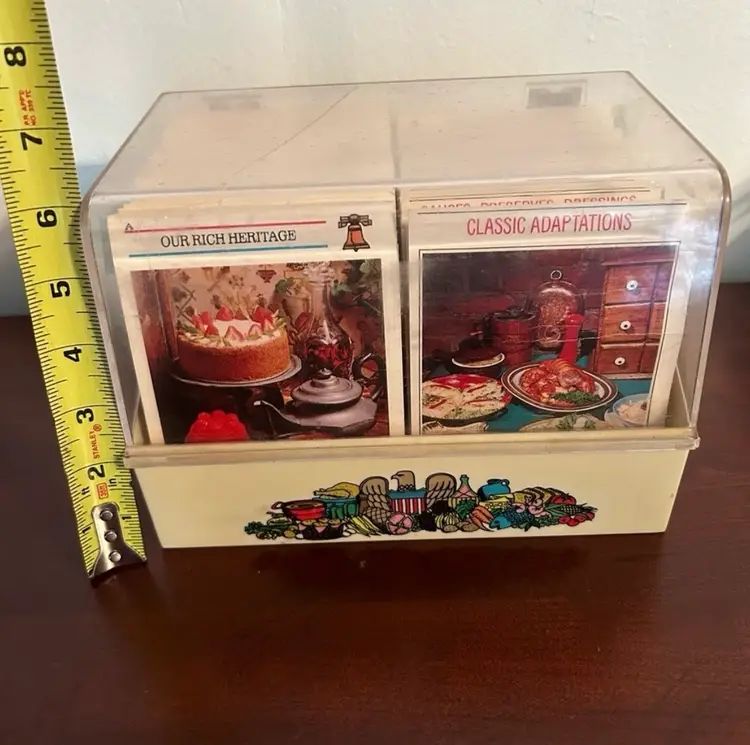 McCalls Recipe box with 1973 recipes and 1974 weight watchers recipes.