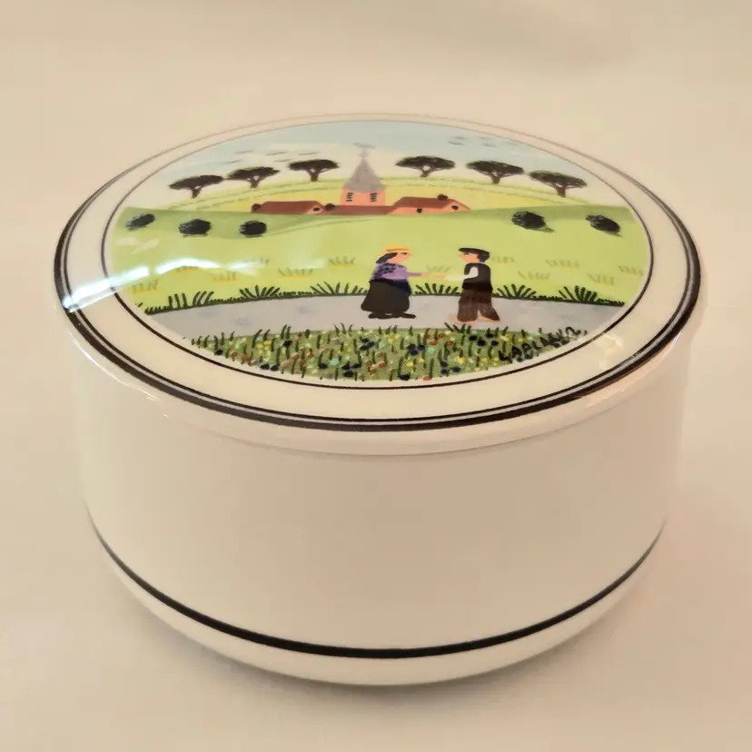 Trinket Box Country Neighbors Villeroy & Boch Church Luxembourg Design Naif 3" Diameter Approximately Signed