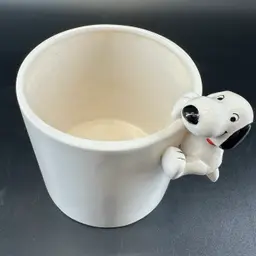Vintage Peanuts Schulz Mini Snoopy Ceramic Planter