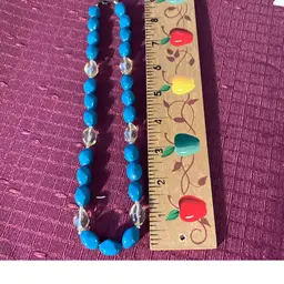 #01 - Vintage Turquoise And Clear Plastic Beaded Necklace With Ring Clasp