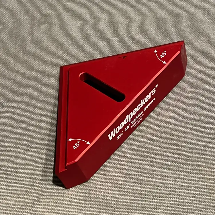 Woodpeckers 45 Degree Saddle Square 2.5”