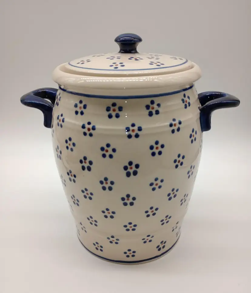 Large Cookie Jar/ Canister, Made In Poland. 
Gorgeous Colors And Craftsmanship, Great Addition To Your Polish Pottery Collection.
This Rare Find Measures 10.25 Inches Tall By 6.25 Inches Wide.