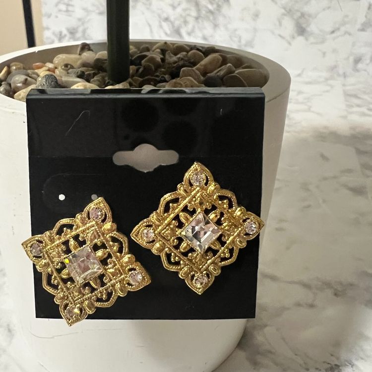 Vintage Gold