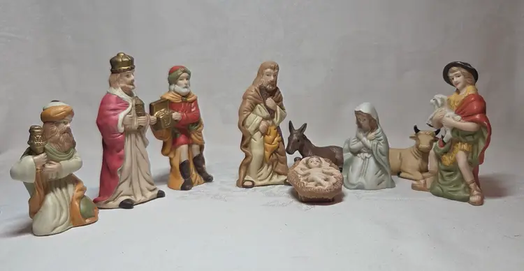 Vintage Bisque Porcelain Nativity Scene Set 9 Pc Handpainted Exquisite Detail