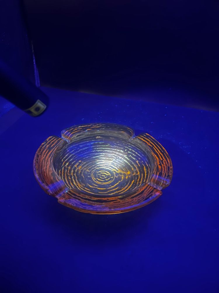 #459B  Anchor Hocking Soreno Ashtray Amber Gold Ribbed Glass MCM Vintage 6-1/4” Glows!