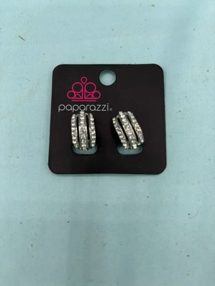 Paparazzi Pretty Pristine White Clip-On Earrings..1J-13