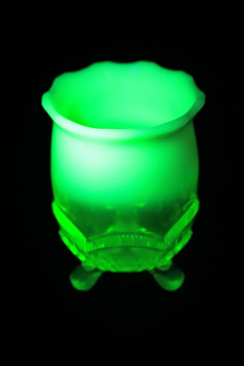 Model Flint Glass Works Albany Opalescent Uranium Vaseline Vase (Rare)