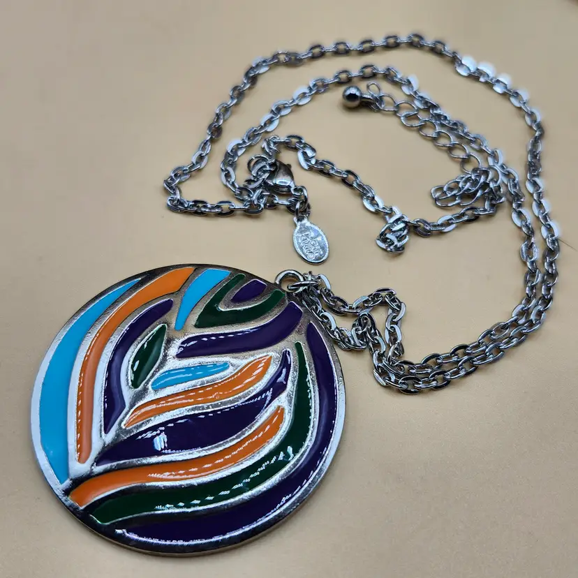 Vintage Joan Rivers enamel pendant necklace.