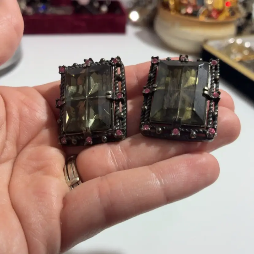 Midnight Magic Sarah Coventry Clip In Earrings