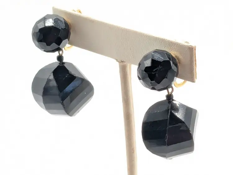 Vintage Castlecliff Gold Tone Black Faceted Glass Acrylic Dangle Clip On Earrings