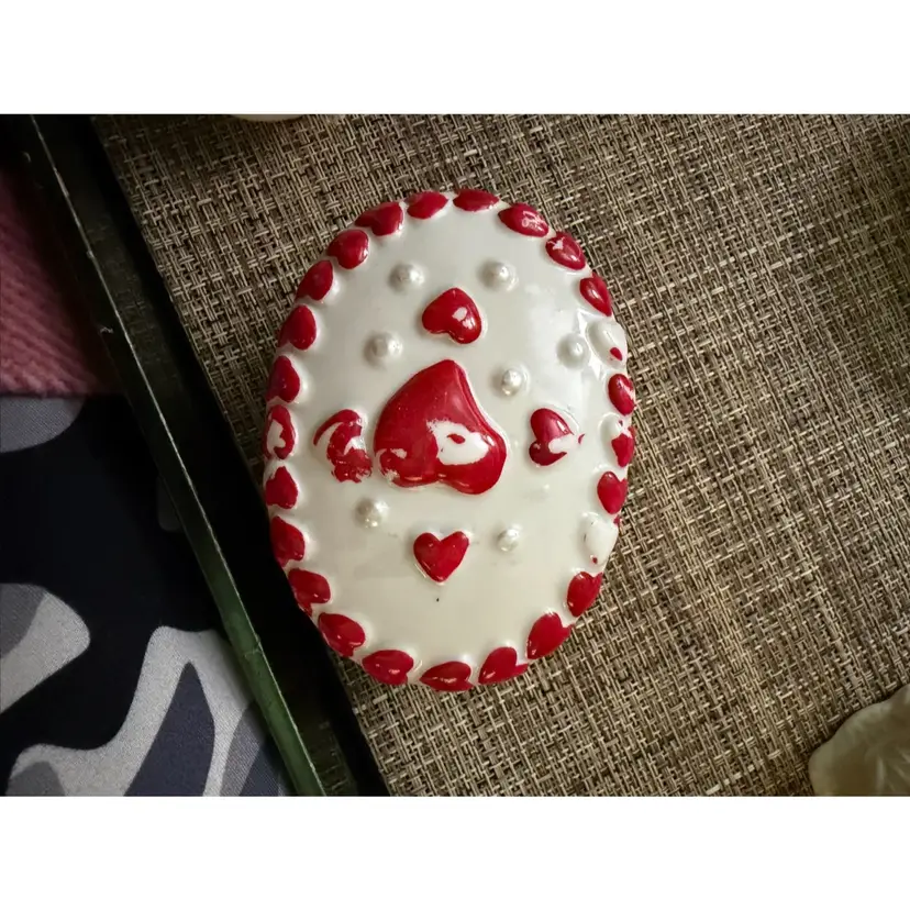 Trinket Box Oval White With Red Paint Hearts WEAR
