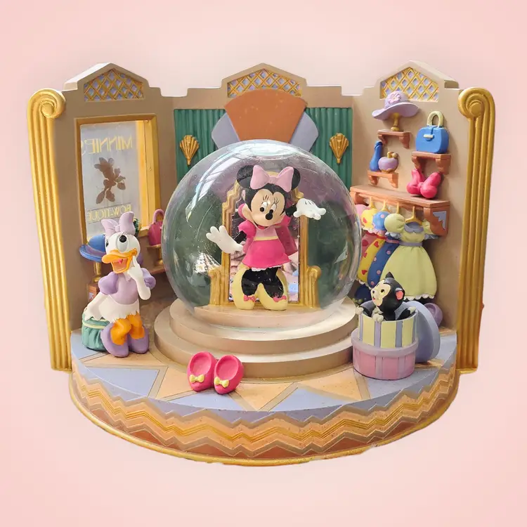 Vintage Disney Minnie's bou-tique With Minnie & Daisy Snowglobe Rare