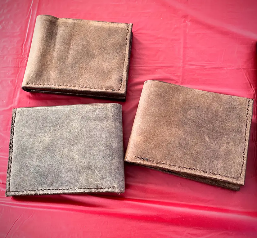 HANDCRAFTED LEATHER BIFOLD WALLETS