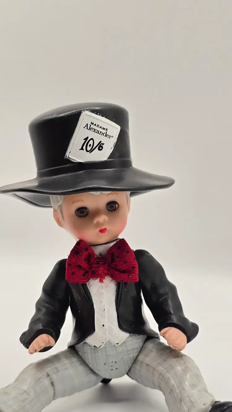 Madame Alexander Mad Hatter Doll – 2010 McDonald’s Collection