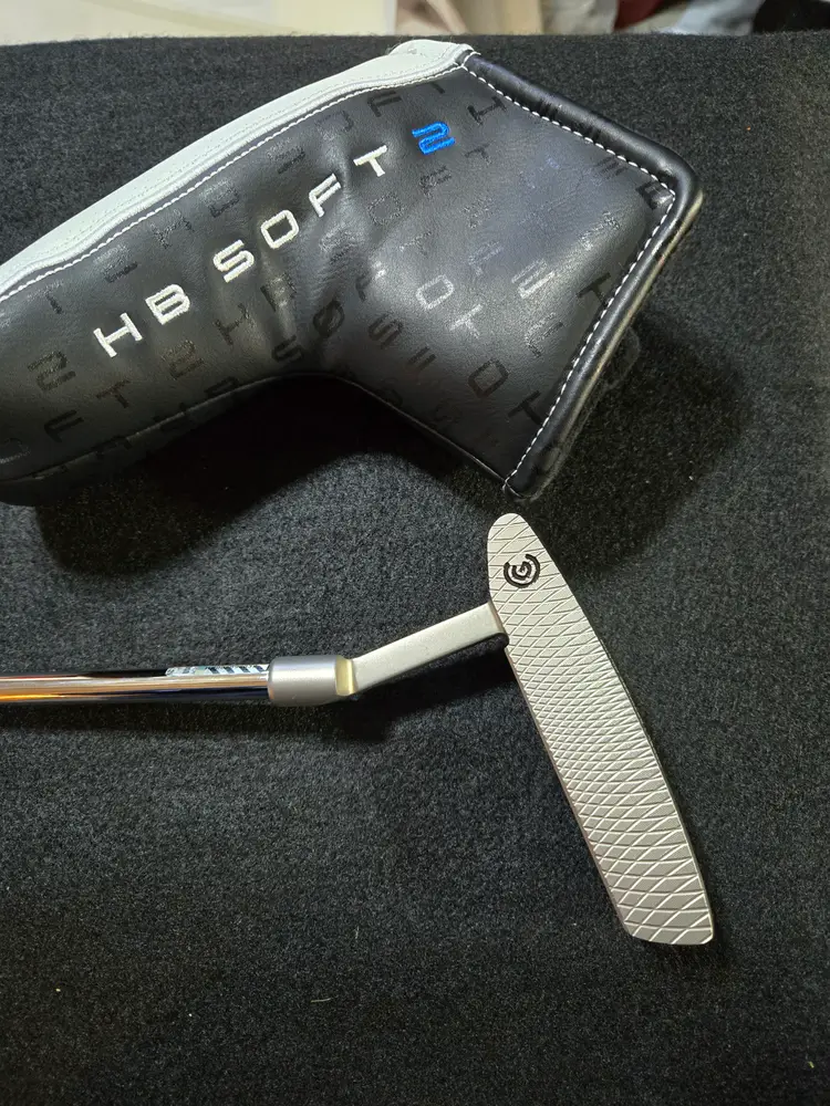 NEW Cleveland HB Soft 2 Putter - Model 1 - Right Handed 35"