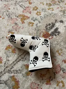 Skull and Crossbones - Blade Putter Cover